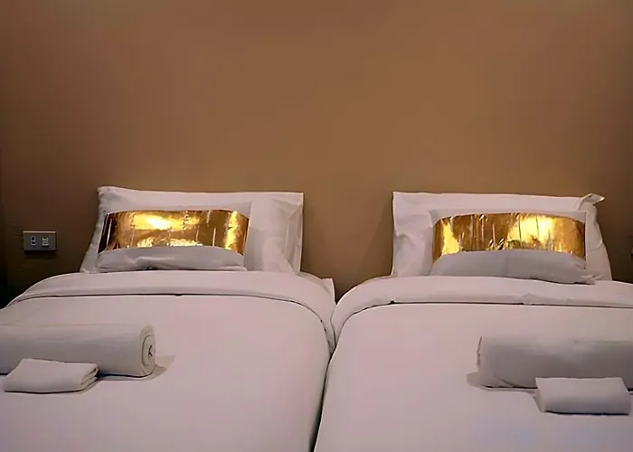 Hotel Babylon Coast Oslob